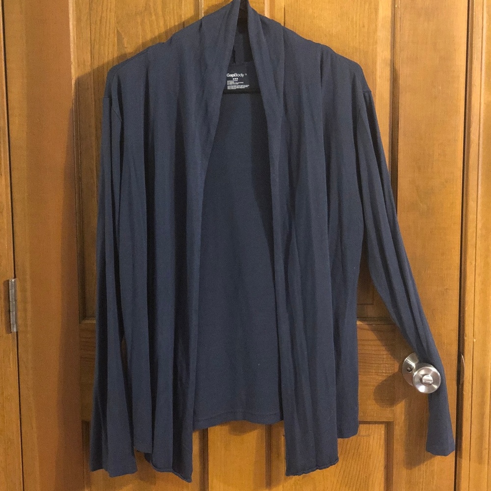 ONLY 7 DAYS UNTIL I DONATE-MAKE OFFER! Gap body